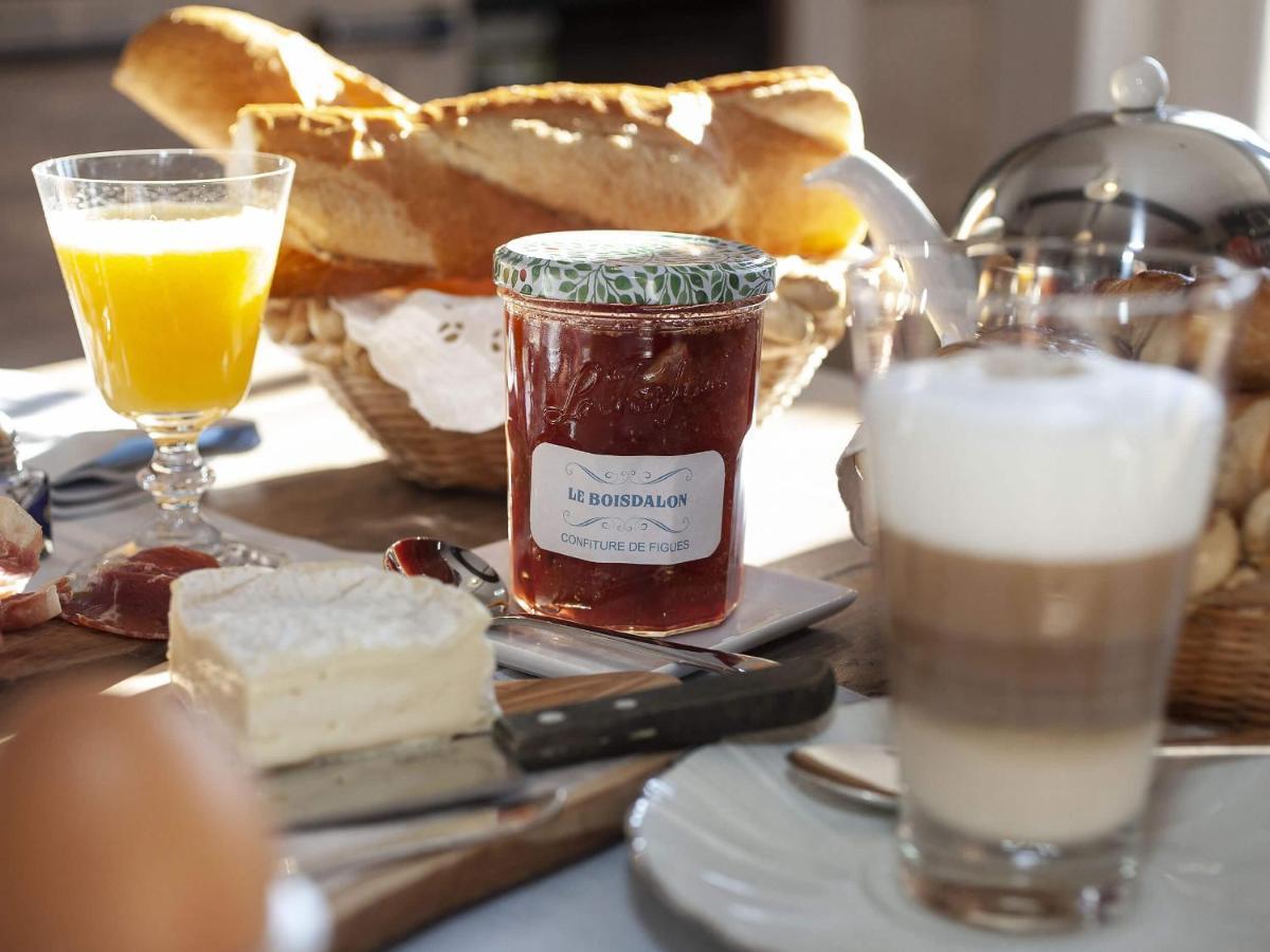 Le Boisdalon Bed and Breakfast Yviers Eksteriør billede
